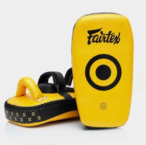 แผ่นรองเตะมวยไทย Fairtex ของแท้ หนังแท้ โค้งรับสรีระ สำหรับฝึกซ้อม MMA คิกบ็อกซิ่ง  รับทำโลโก้ OEM - Product Image 6