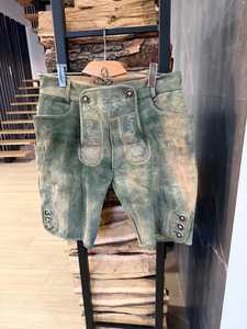 Shorts bavarois pour hommes, taille haute, motif floral brodé, fermeture boutonnée, style vintage, respirant, en cuir, longueur bermuda, style décontracté - Product Image 6