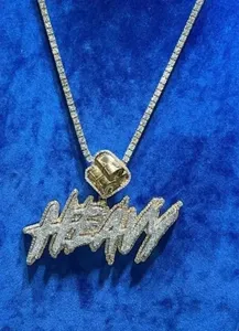 Colgante Único Personalizado para Mujer con Moissanita Real de Corte Redondo de 3.45Ct, Plata de Ley 925 Chapada en Oro - Product Image 6