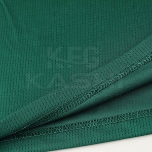Uniforme de Baloncesto Personalizado con Logotipo, 100% Poliéster, de Secado Rápido, Disponible en Varios Tamaños y Colores para Escuelas, Clubes y Profesionales - Product Image 3