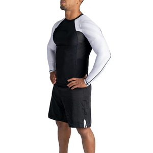 Ensemble Rash Guard MMA Personnalisé de Qualité Supérieure – Fournisseur de Maillots et Shorts de Compression à Séchage Rapide avec Marque Privée - Product Image 1