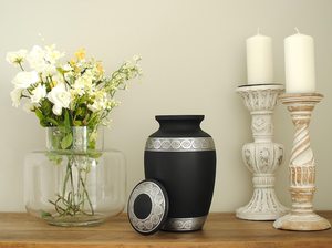 โกศโลหะที่ดีที่สุดในอินเดีย ความทรงจำและความเคารพ - Product Image 2