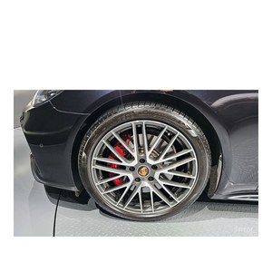 Porsche Panamera 4.0 GTS 2023 avec volant à gauche, sièges en cuir, caméra arrière, 27 331 km - Product Image 5