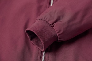 Veste bomber pour homme en gros, veste légère et tendance, fabricant direct d'usine pour l'importation et la revente en gros - Product Image 2