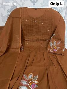 Proveedor de la colección Kurti-Bottom y Dupatta de algodón puro de alta calidad con detalles Pintex, fabricante de moda femenina de la India. - Product Image 6