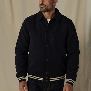 Chaqueta Universitaria Personalizada, Cuerpo de Lana, Parches de Chenilla, Estilo Letterman, Impermeable, Resistente al Viento, Bordado Invernal, Piel de Zorro - Product Image 4