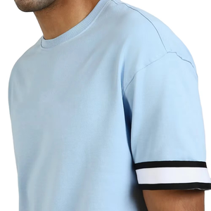 Conjunto de camiseta y pantalones cortos a juego para hombre, conjunto informal de verano, suave y transpirable, ropa deportiva de dos piezas, logotipo personalizado, OEM, al por mayor - Product Image 6
