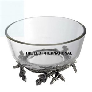 Tazón Decorativo con Diseño de Hoja en Color Plateado, Material de Aluminio y Vidrio, para Uso Doméstico, Moderno, Lujoso y Único - Product Image 1