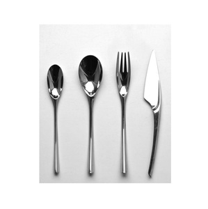 Couverts en acier inoxydable Majestic, conçus pour répondre aux besoins réguliers des repas, avec des matériaux durables et une utilité éprouvée. - Product Image 5