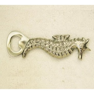 ที่เปิดขวดทองเหลืองเงิน ดีไซน์ทำมือ ติดผนังอย่างสวยงาม อุปกรณ์บาร์สำหรับบ้าน คาเฟ่ ผับ สไตล์วินเทจ ของขวัญอเนกประสงค์ - Product Image 4