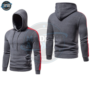 Nouveaux ensembles de survêtements de qualité pour hommes – Tenues décontractées de fitness et de jogging pour hommes – Ensembles de survêtements unis avec détails latéraux pour l'entraînement - Product Image 3