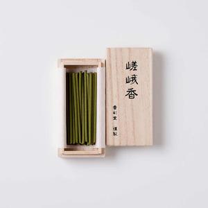 Incienso Japonés Kousaido Arashiyama con Aroma a Lirio de Agua, 30 Piezas, Aromático, con Porta Incienso, Venta al Por Mayor - Product Image 3