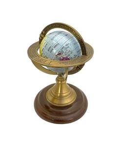 Globe en verre élégant avec finition dorée brillante, objet décoratif haut de gamme pour la maison et les cadeaux - Product Image 4