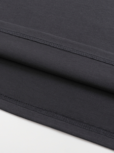 T-shirt noir oversize pour homme, col rond, coton épais, épaules tombantes, manches courtes larges, streetwear vierge, vente en gros, fournisseur OEM - Product Image 6