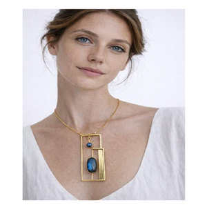 Collar con Colgante Geométrico Chapado en Oro con Zafiro en Engaste Ovalado, Cadena de Serpiente para Mujer, Estilo Clásico - Product Image 3