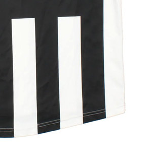 เสื้อฟุตบอลผู้ชาย น้ำหนักเบา คุณภาพสูง ขายดีที่สุด ทันสมัย แห้งเร็ว ระบายอากาศได้ดี รับสกรีนโลโก้ - Product Image 5