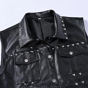 Chaleco de Cuero Vintage Punk para Hombre |   Chaleco de Motociclista sin Mangas con Remaches |   Chalecos de Cuero Negro para Hombre Estilo Urbano - Product Image 2