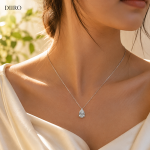 Conjunto de Joyería con Diamante Moissanite Corte Pera, Chapado en Oro Blanco, Colgante de Tres Puntas para Mujer, Uso Diario - Product Image 3