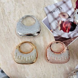 Mini sac à main élégant pour femme avec fermoir en strass, sac métallique portable toutes saisons, 5 pouces, argent, or, or rose - Product Image 5