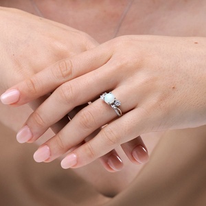 Anillos de Compromiso Clásicos Hechos a Mano con Piedra Preciosa de Aguamarina en Oro de 18K, Joyería Fina de Diseño para Mujer con Acentos de Diamantes - Product Image 6