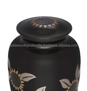 Urnes funéraires en laiton décoratives de haute qualité, faites à la main, pour hommes et femmes. - Product Image 5