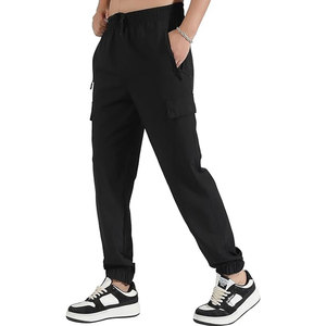 กางเกงคาร์โก้เดินป่าผู้ชาย น้ำหนักเบา ยืดหยุ่นได้ ผลิตจากผ้าแห้งเร็ว ทนทาน เหมาะสำหรับการเดินทาง แคมป์ปิ้ง เดินป่า ปีนเขา - Product Image 4