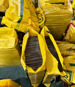 แผ่นเขาควายสีขาวแบบพรีเมี่ยมงานศิลปะเปลี่ยนสีธรรมชาติจริงสำหรับงานศิลปะ OEM - Product Image 1