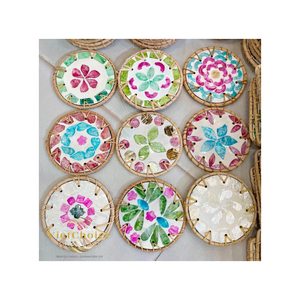 Sous-verres ronds Vietchoice faits à la main en rotin tressé et feutre/mousse, incrustés de nacre, avec support, pour la décoration de la maison et de la salle à manger - Product Image 6
