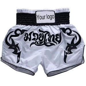Shorts de Muay Thai pour hommes, blancs, en satin, avec logo brodé sur le devant, taille mi-haute, élastiques, respirants, écologiques, séchage rapide - Product Image 3