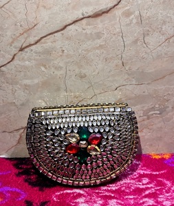 Bolso de Mano de Noche para Mujer, Marca KUNDAN con Resina, Nuevo, Venta Directa de Fábrica, Gran Espacio - Product Image 3