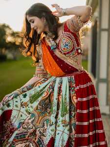 Lehenga Choli de Algodón Muselina Pesado con Espejos y Encaje Hechos a Mano, Especial para Navratri y Fiestas, con Dupatta - Product Image 1