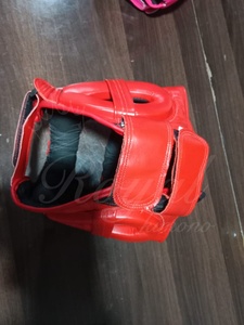 Protector de cabeza de cuero de Color sólido de nuevo diseño 2023 protector de cabeza de boxeo para hombres de tamaño personalizado superventas al por mayor - Product Image 4