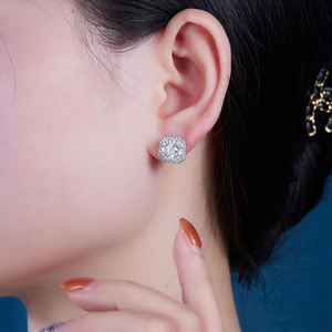Boucles d'oreilles pendantes brillantes en argent sterling S925 plaqué or 18 carats avec diamants de laboratoire sur mesure pour femmes, accessoires de bijouterie en gros - Product Image 2