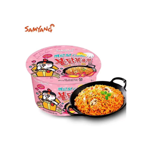 Fideos Picantes de Pollo Carbonara Samyangs al por Mayor, Tazón Grande de 105g con Auténtico Queso Parmesano en Polvo y Salsa Picante Global - Product Image 6