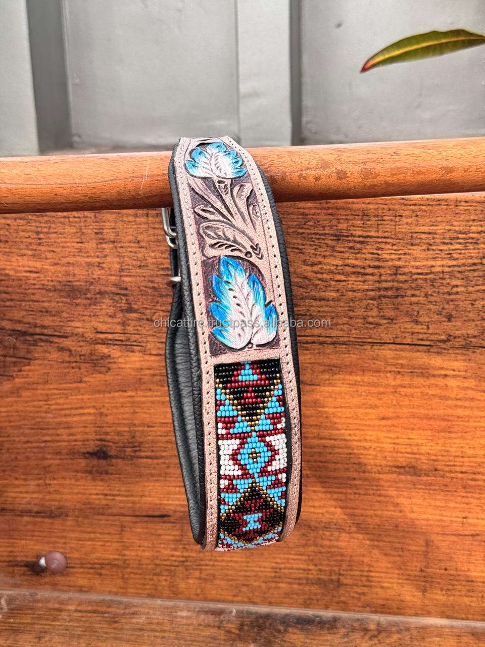 สีน้ำตาล