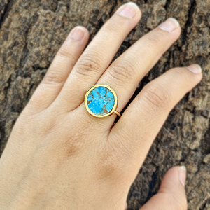 Bague ajustable en laiton plaqué or 18 carats avec pierre précieuse turquoise et cuivre, design à tige ouverte, bijoux contemporains pour cadeau de mariage - Product Image 2