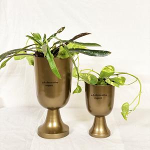 Vases en métal finition laiton de qualité supérieure, ensemble de 2 pièces, récipients à fleurs en forme de calice, pour mariage, fête, événements écologiques modernes, hôtels, intérieur - Product Image 4
