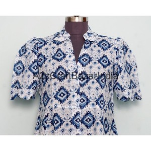 Vestido midi con estampado floral 100% algodón ecológico para mujer, cuello en V, mangas cortas, bolsillos y decoración de botones, ideal para la oficina. - Product Image 2