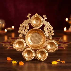 Bol Urli en laiton doré à motif paon avec supports pour Diya, support de lampe Urli décoratif indien, décoration traditionnelle pour la maison, centre de table - Product Image 6