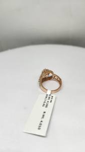 Bague élégante pour femmes en diamant naturel 0,95 ct SI plaqué rhodium 14 carats certifiée IGI avec petits diamants pour - Product Image 4