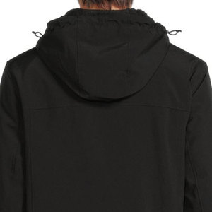 เสื้อแจ็คเก็ตผู้ชายสำหรับฤดูหนาว คุณภาพสูง ผ้า softshell สำหรับเล่นกีฬา ตกแต่งสไตล์วินเทจ สีและโลโก้ปรับแต่งได้ บริการ OEM สำหรับกิจกรรมกลางแจ้งและตั้งแคมป์ - Product Image 3