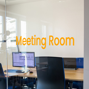 Pegatinas de Vinilo Personalizadas con Letras Naranjas para Señalización Comercial, Decoraciones Navideñas, Publicidad en Vehículos - Product Image 5