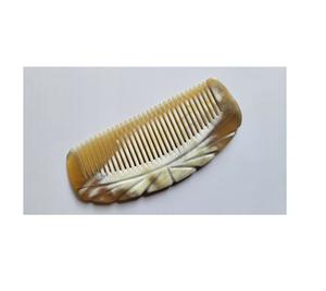 Peigne en corne naturelle fait à la main pour les soins quotidiens des cheveux, outil de démêlage et de lissage des cheveux - Product Image 5