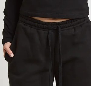 Conjunto de Sudadera de Cuello Redondo Minimalista para Mujer y Pantalones de Pierna Recta, Proveedor de Ropa al por Mayor de Marca Privada, Logotipo Personalizado OEM - Product Image 6
