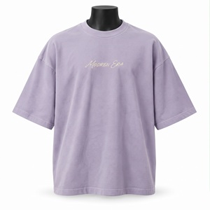 เสื้อยืดสีเขียวฮันเตอร์พรีเมียมเนื้อหนา ปักลายตามสั่ง รับผลิตเสื้อผ้าสตรีทแวร์แฟชั่นผู้ชาย ขายส่ง - Product Image 5