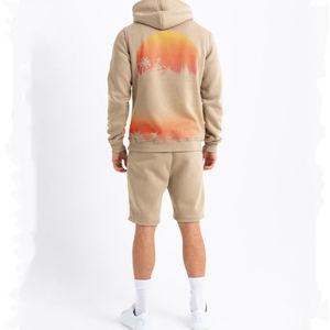 Conjunto de Sudadera con Capucha y Pantalones Cortos para Hombre, Diseño Personalizado con Estampado Gráfico Degradado de Atardecer, 100% Algodón, Felpa Gruesa, Secado Rápido, Transpirable, Beige - Product Image 2