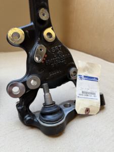 Kit de suspension de pièces de rechange pour broches de fraisage multi-usages en métal de qualité supérieure pour la vente en gros - Product Image 4