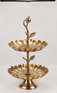 Soporte de Pastel Multifuncional de 2 Niveles en Metal Dorado, Bandeja Decorativa Festoneada con Asa de Ramas Botánicas y Capullos de Flores, para Exhibición de Té de la Tarde - Product Image 2