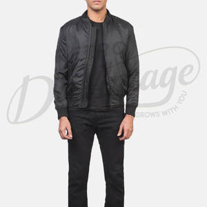 Tela de nailon ultraligera con revestimiento DWR (repelente al agua duradero) para resistir la lluvia ligera inesperada. - Product Image 4