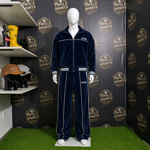 Nuevo Estilo OEM, Chándal de Terciopelo Personalizado para Hombre / Conjunto Deportivo de Terciopelo para Hombre / Chándal de Terciopelo Hecho a Medida con Logotipo Personalizado - Product Image 2